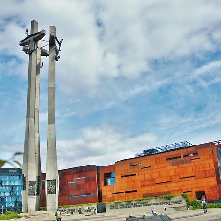 Friendly Place Doki Gdansk Dış mekan fotoğraf